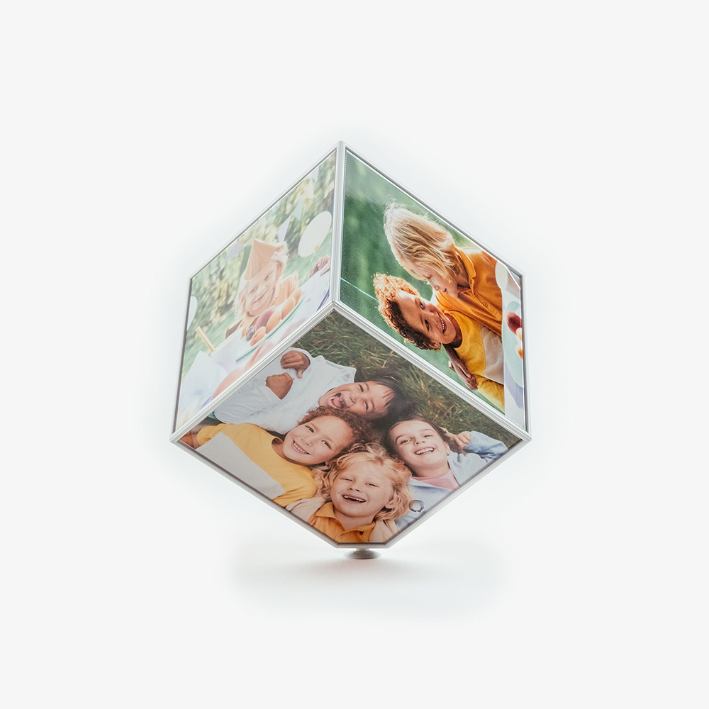 Cubo Giratório com Fotos